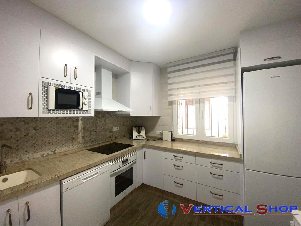 For sale of chalet in Villena