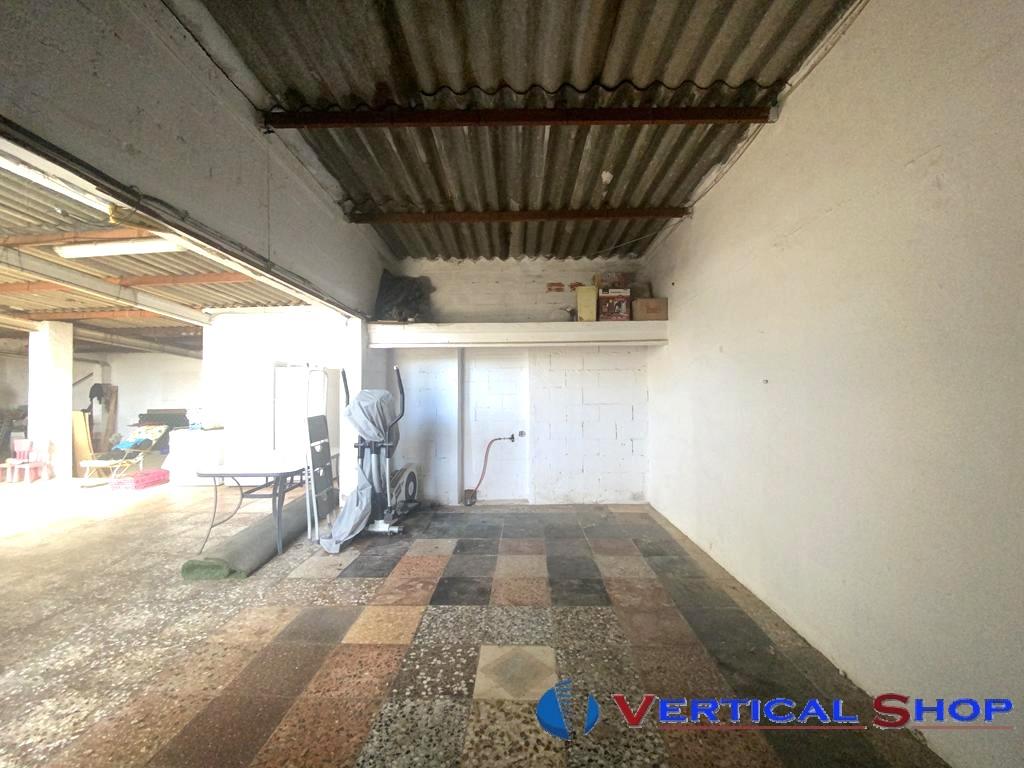 For sale of chalet in Villena