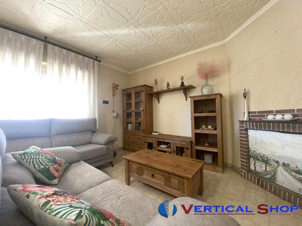 For sale of chalet in Villena