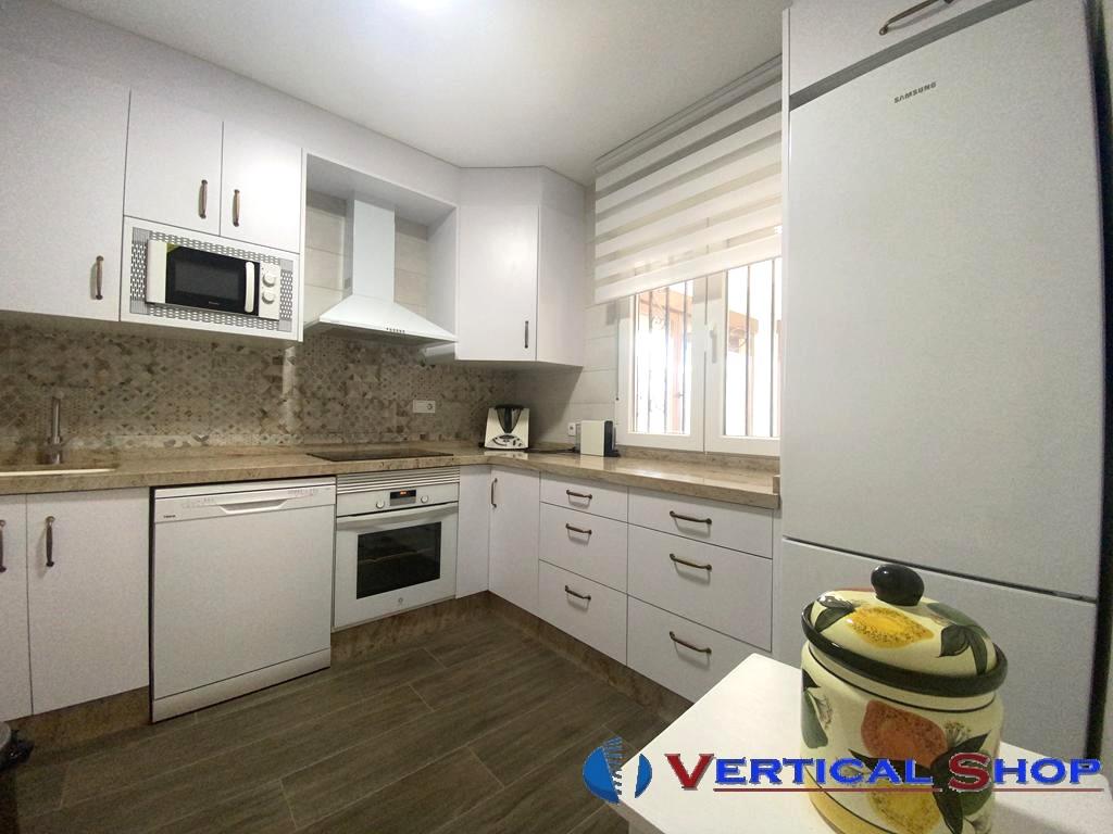 For sale of chalet in Villena