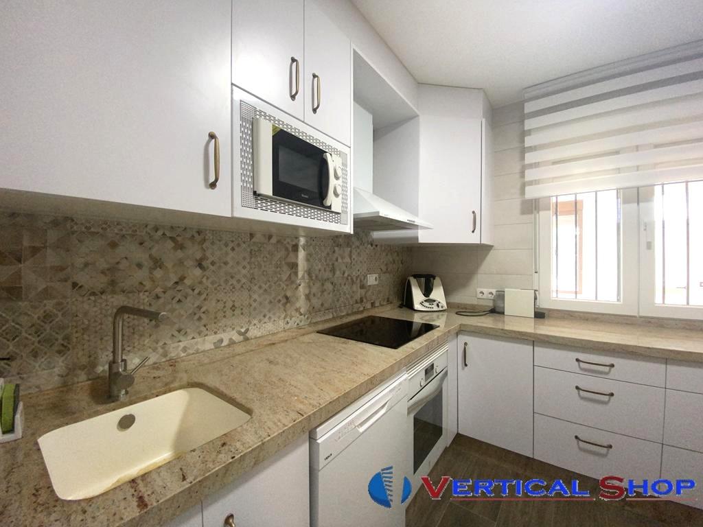 For sale of chalet in Villena