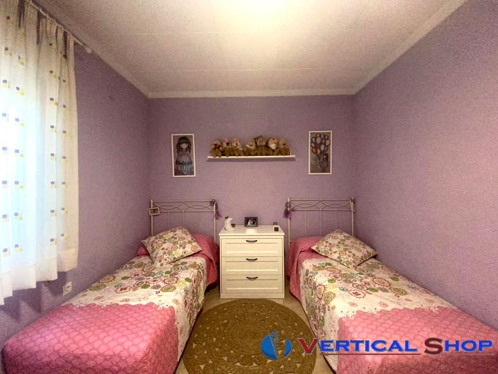 For sale of chalet in Villena