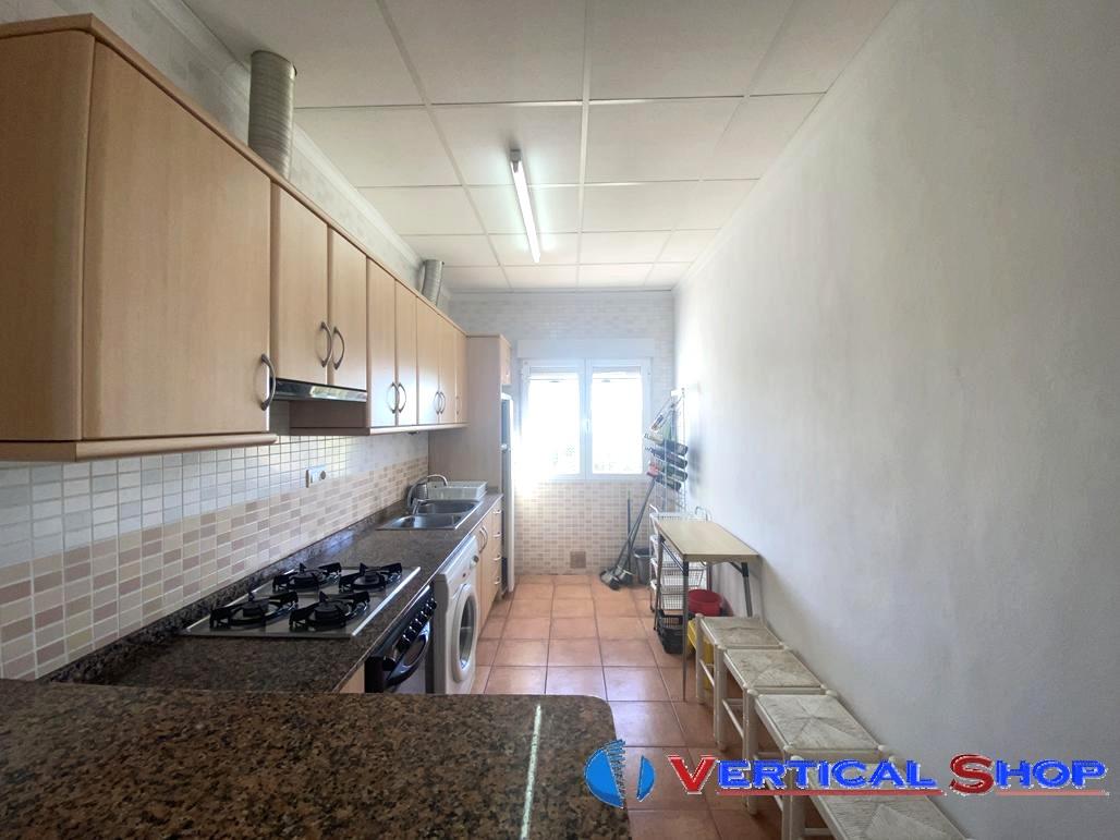 For sale of chalet in Caudete
