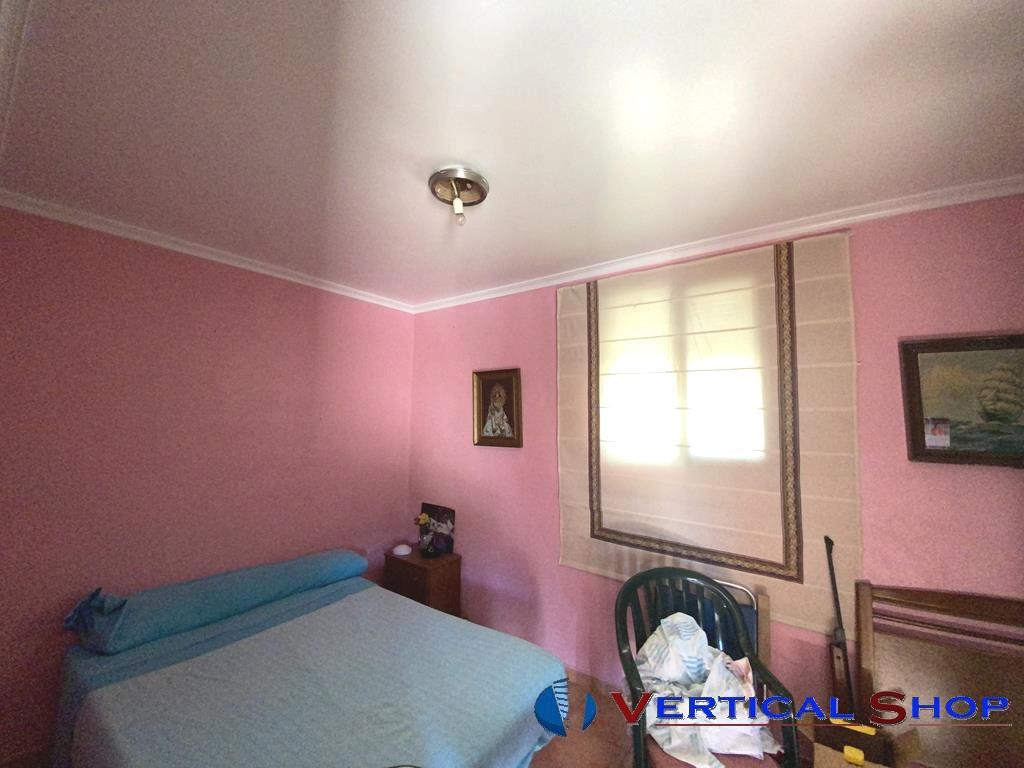 For sale of chalet in Villena