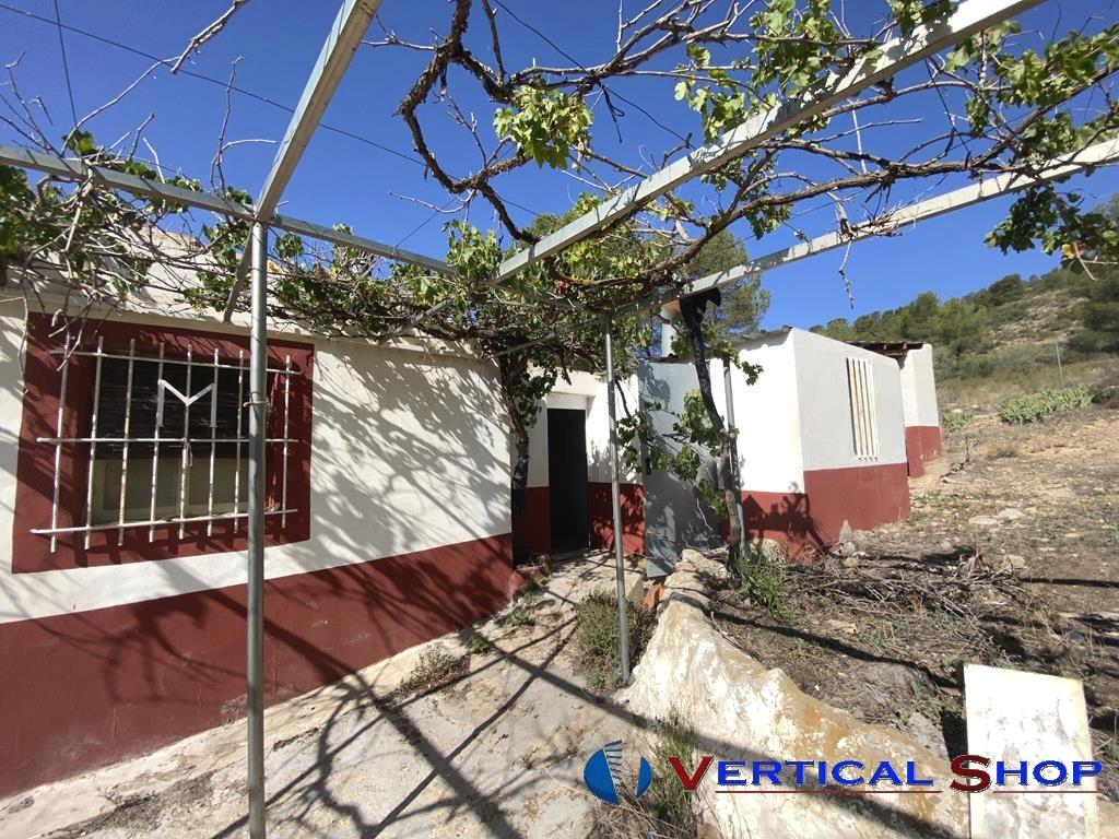 For sale of chalet in Villena