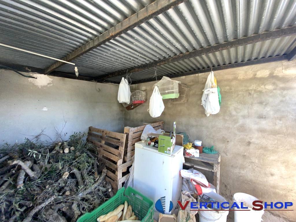 For sale of chalet in Caudete