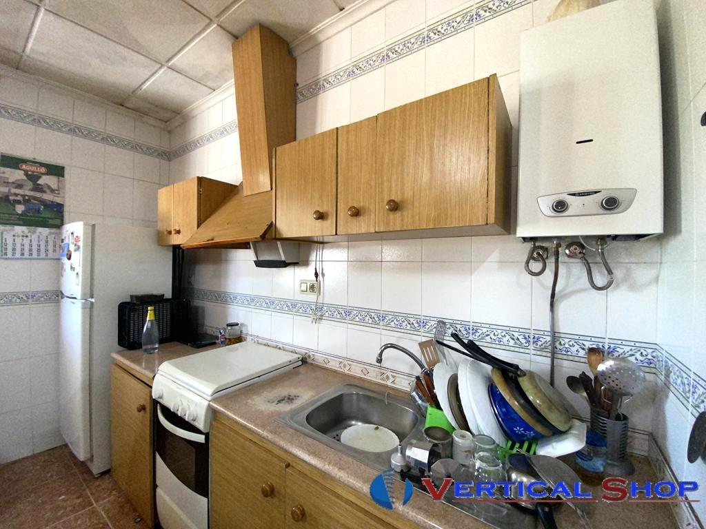 For sale of chalet in Caudete