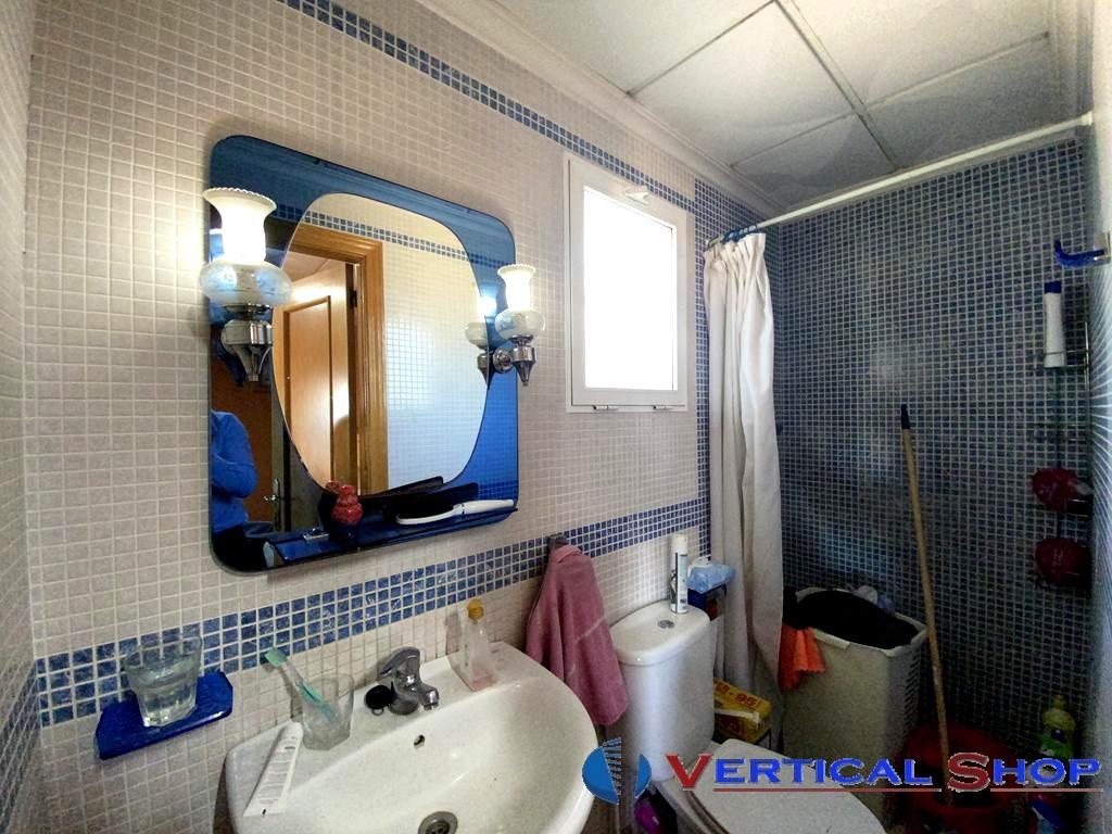 For sale of chalet in Caudete
