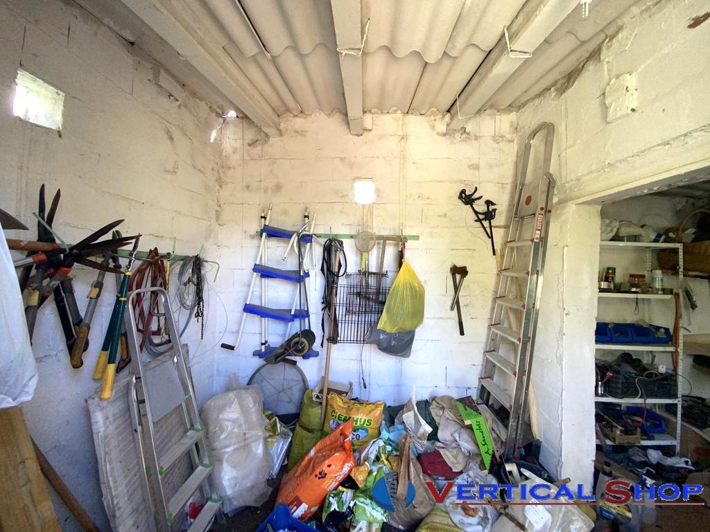 For sale of chalet in Caudete