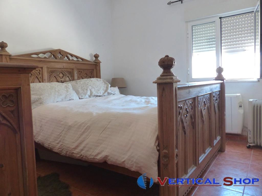 For sale of chalet in Caudete