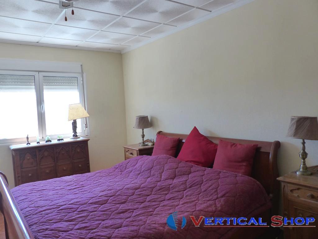 For sale of chalet in Caudete