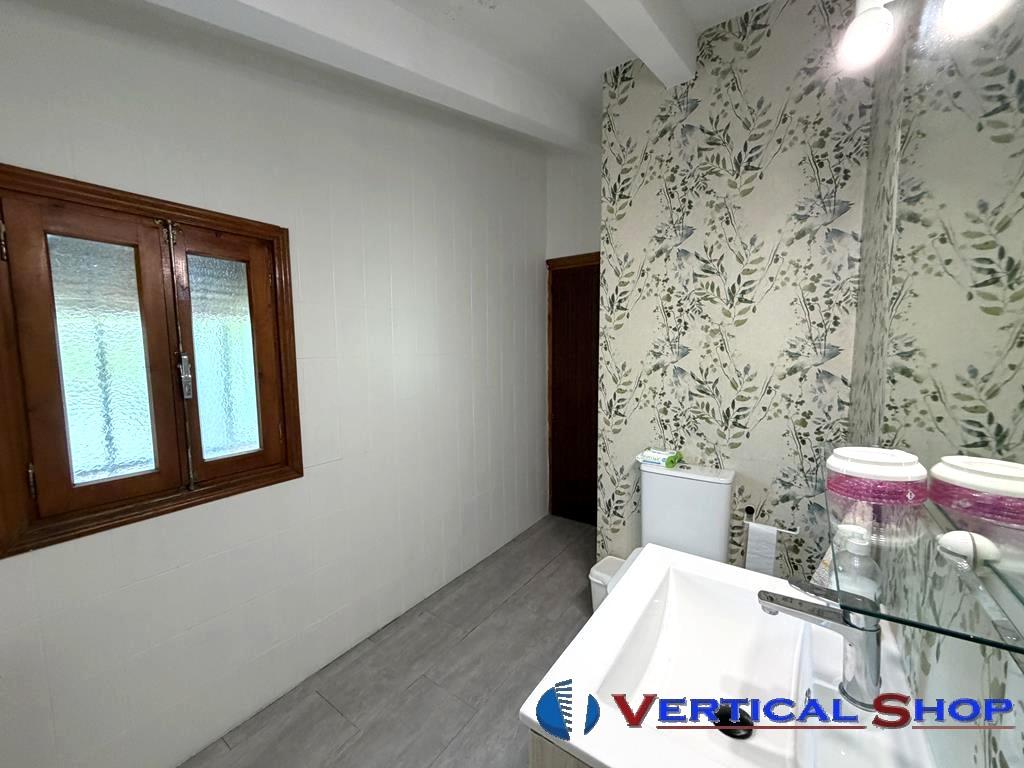 For sale of chalet in Caudete