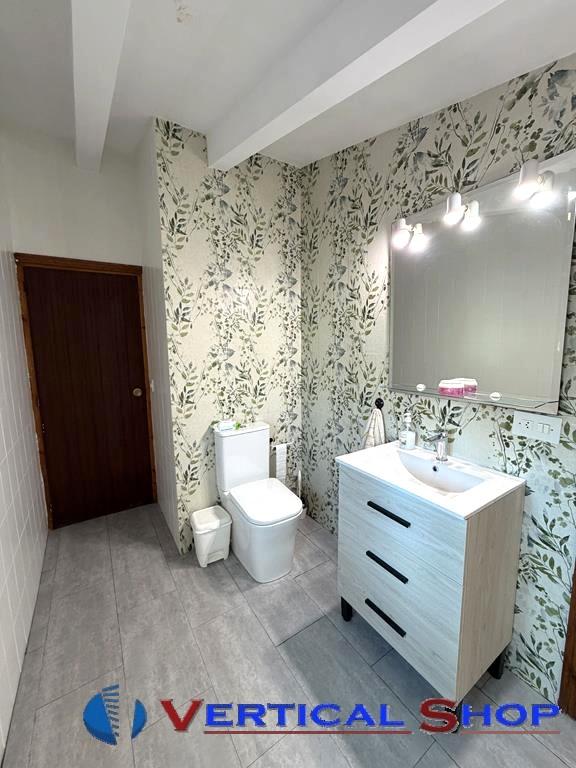 For sale of chalet in Caudete