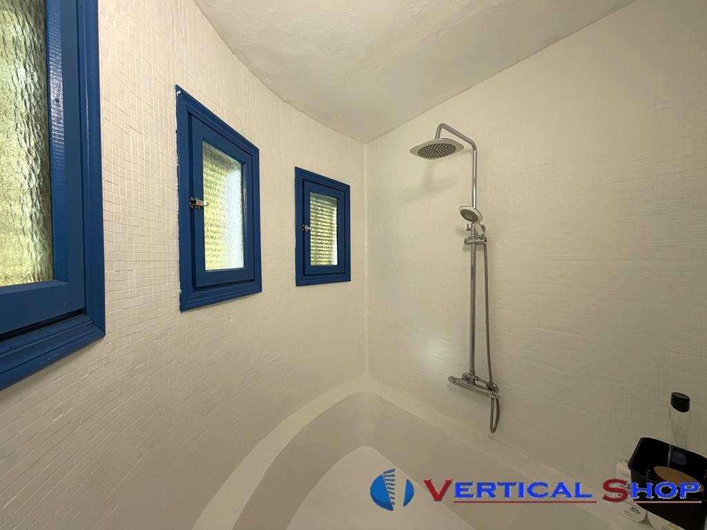 For sale of chalet in Caudete