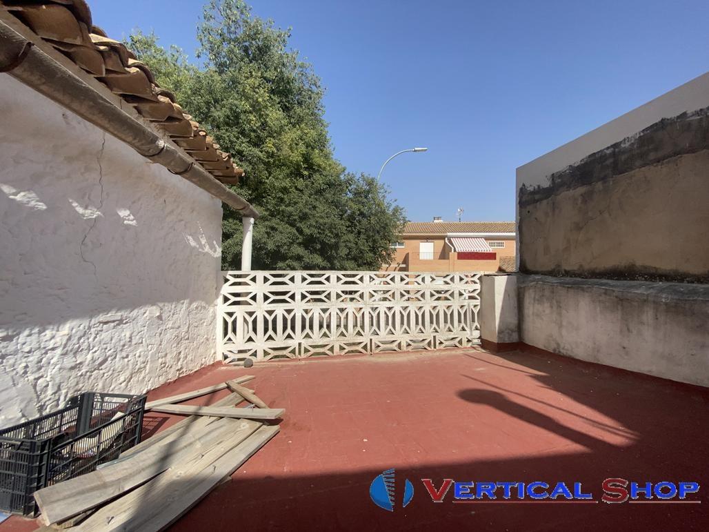 For sale of house in Caudete