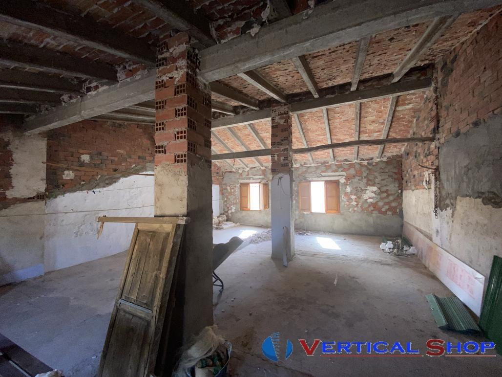 For sale of house in Caudete