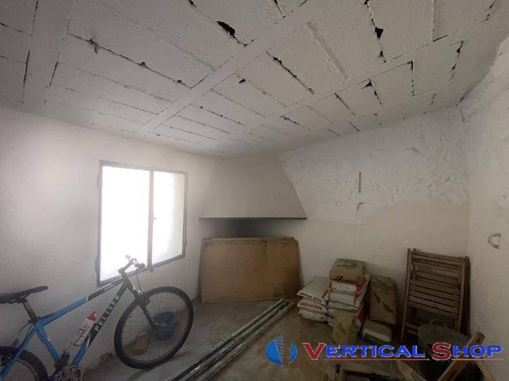 For sale of house in Caudete