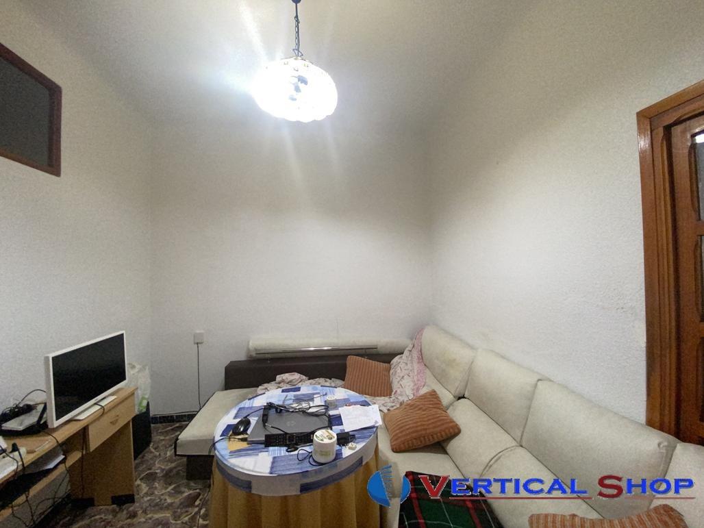 For sale of house in Caudete