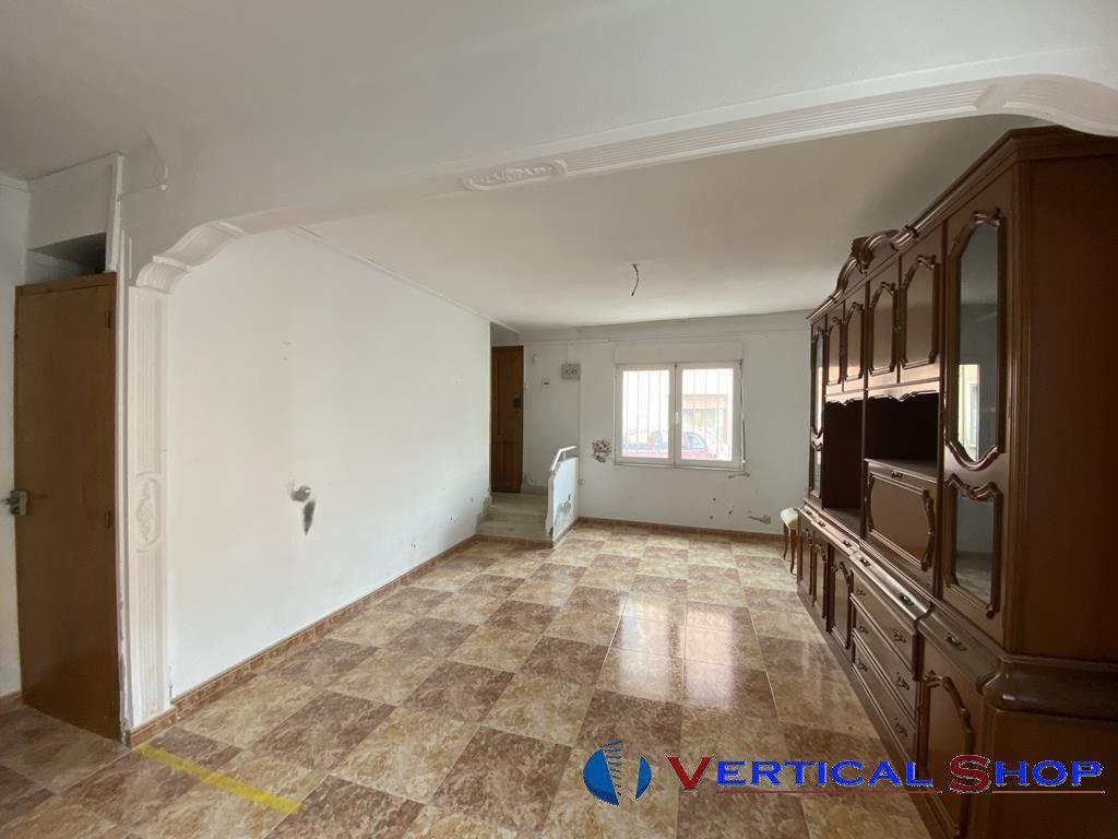 For sale of house in Caudete