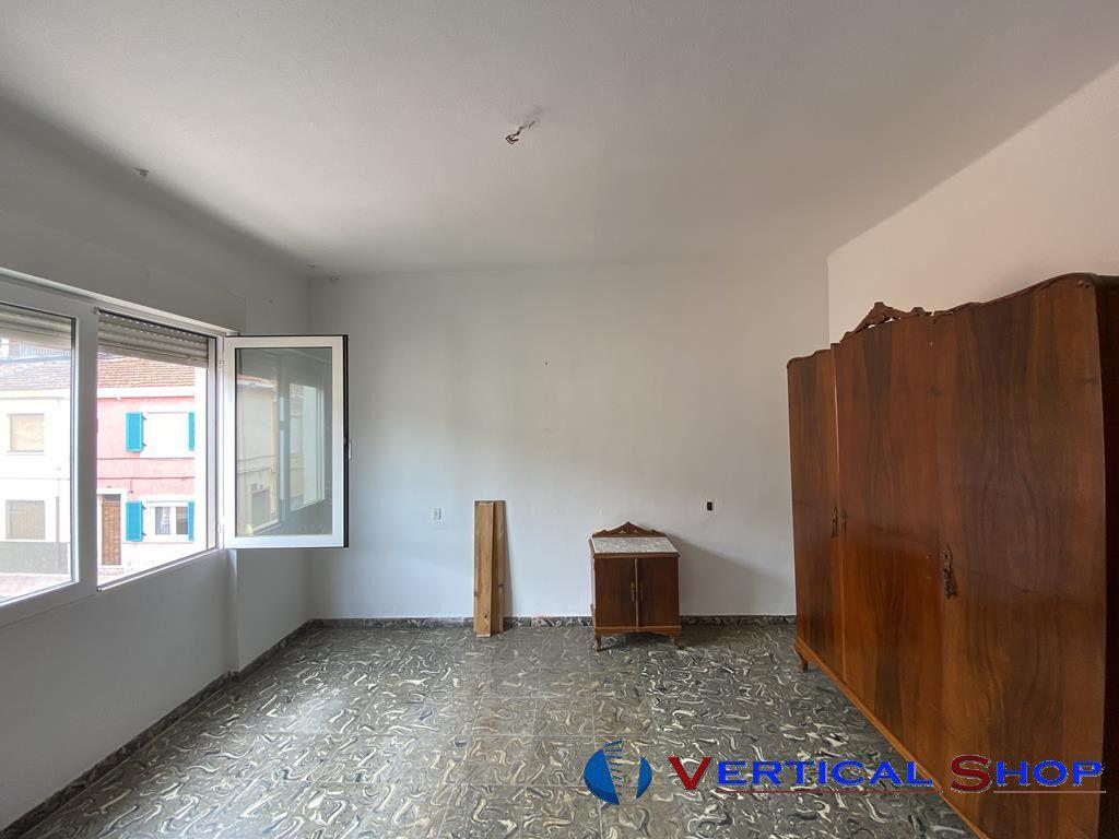 For sale of house in Caudete