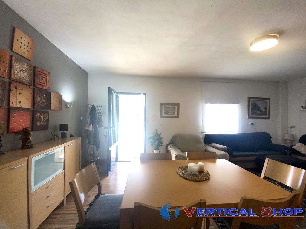 For sale of chalet in Caudete