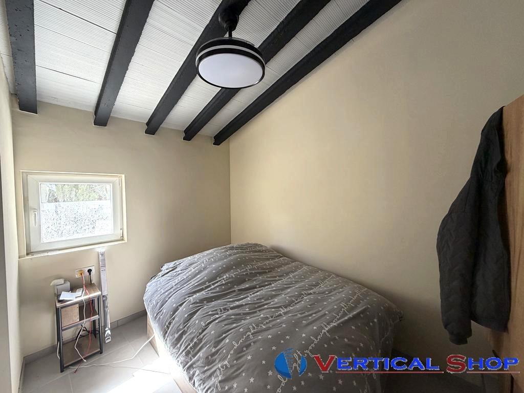 For sale of chalet in Caudete