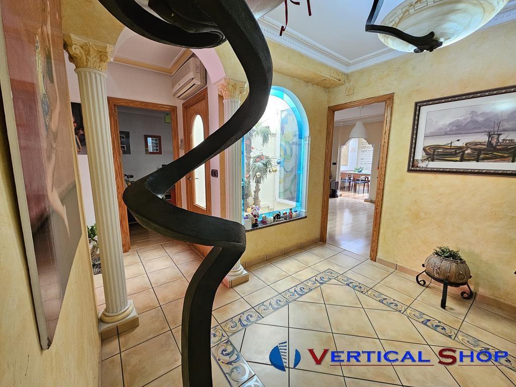 For sale of house in Caudete