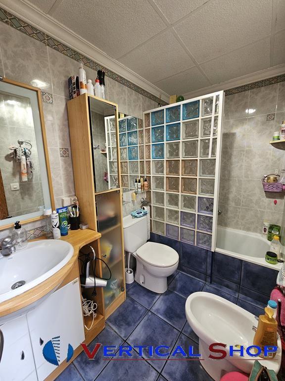 For sale of house in Caudete