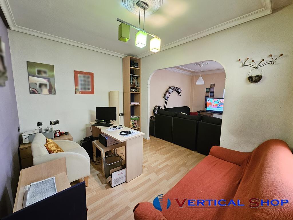 For sale of house in Caudete