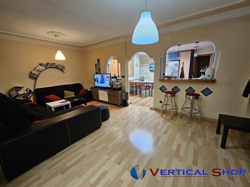 For sale of house in Caudete