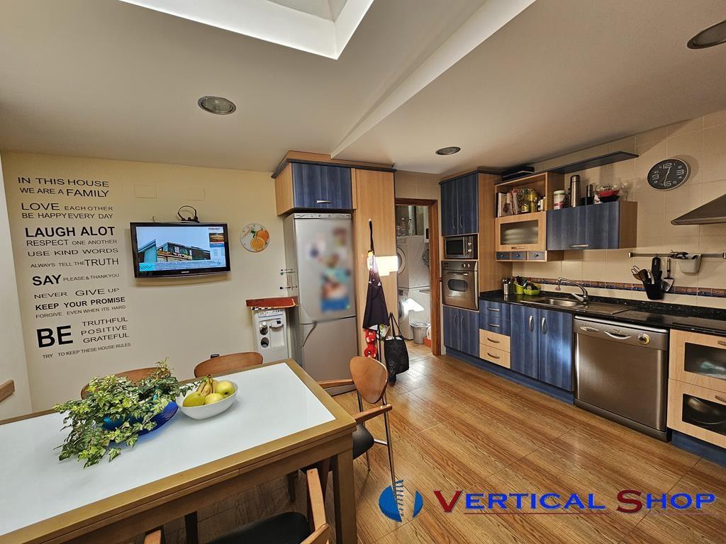 For sale of house in Caudete