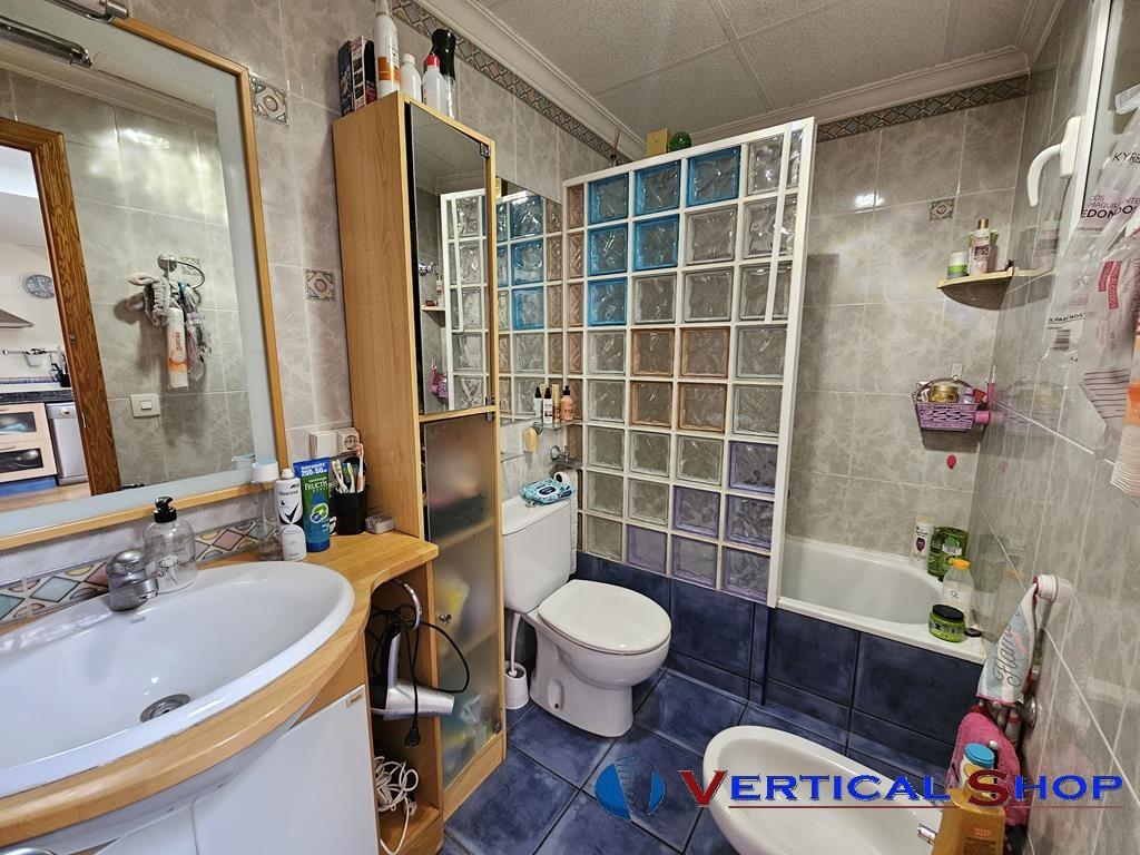 For sale of house in Caudete