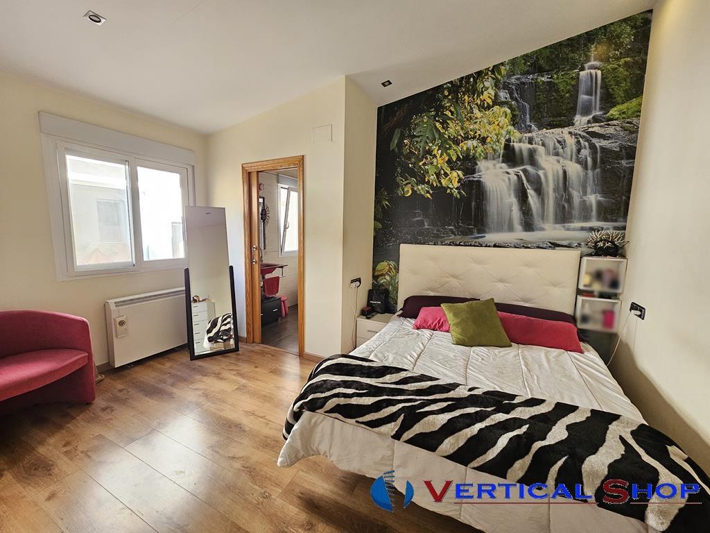 For sale of house in Caudete