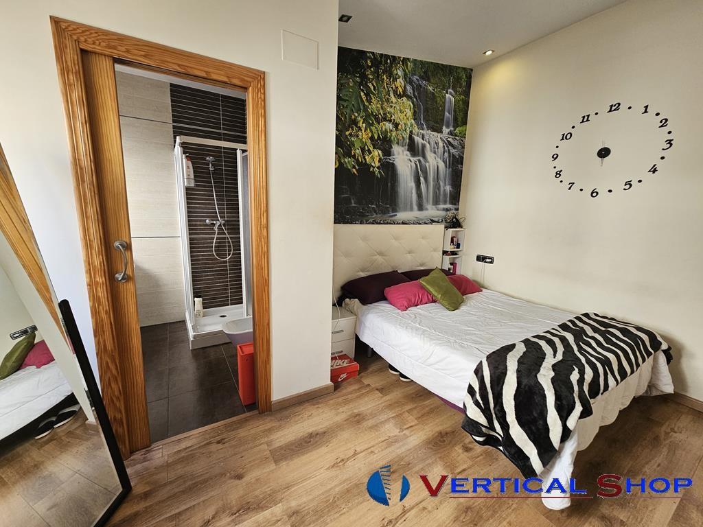 For sale of house in Caudete