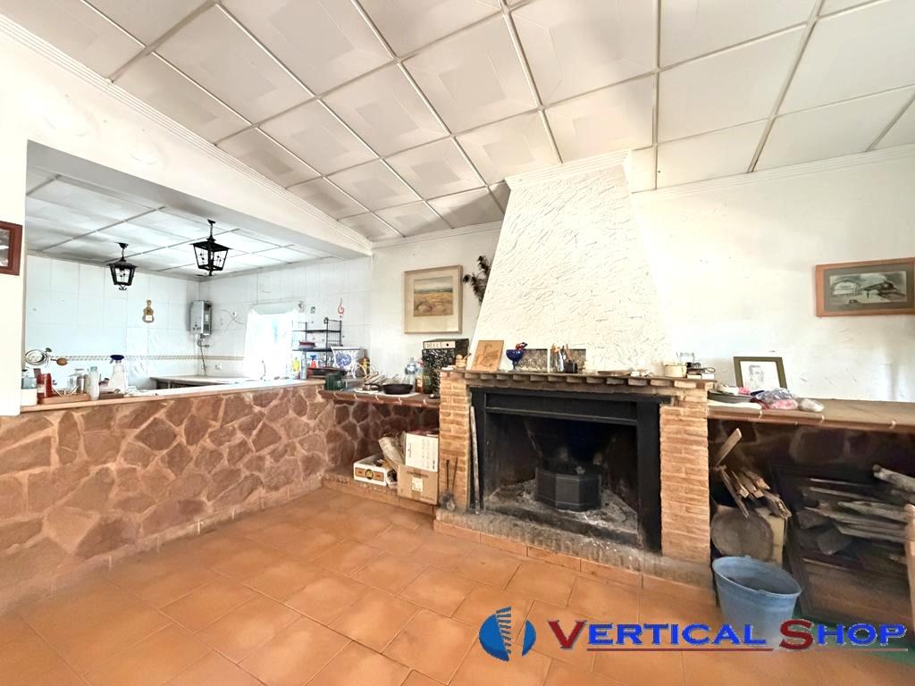 For sale of chalet in Caudete