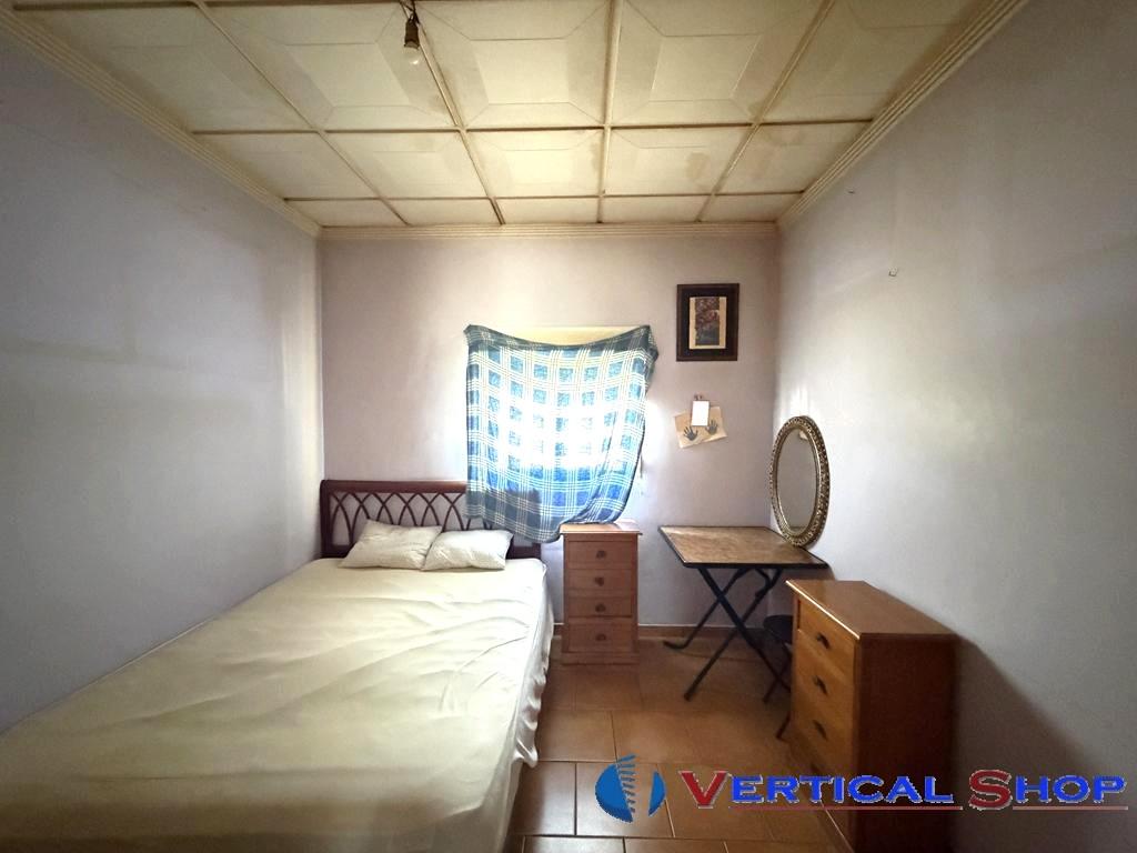For sale of chalet in Caudete