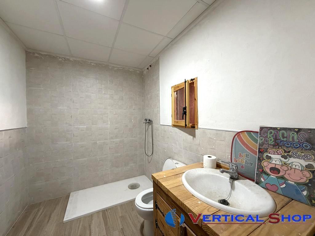 For sale of house in Caudete