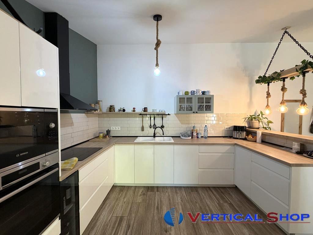 For sale of house in Caudete