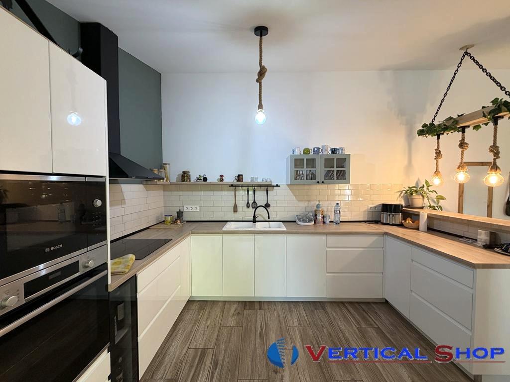 For sale of house in Caudete