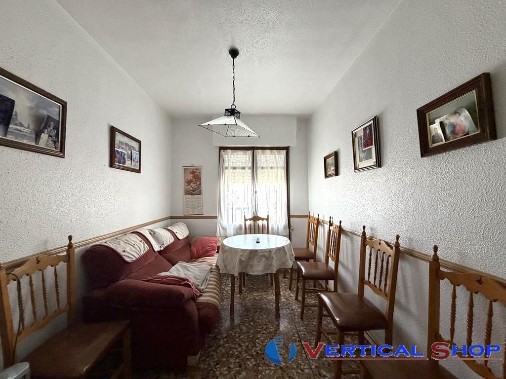 For sale of house in Caudete