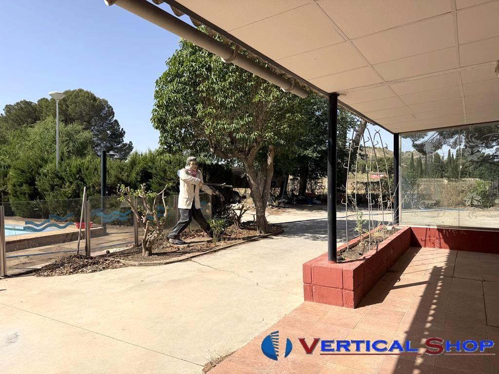 For sale of chalet in Villena