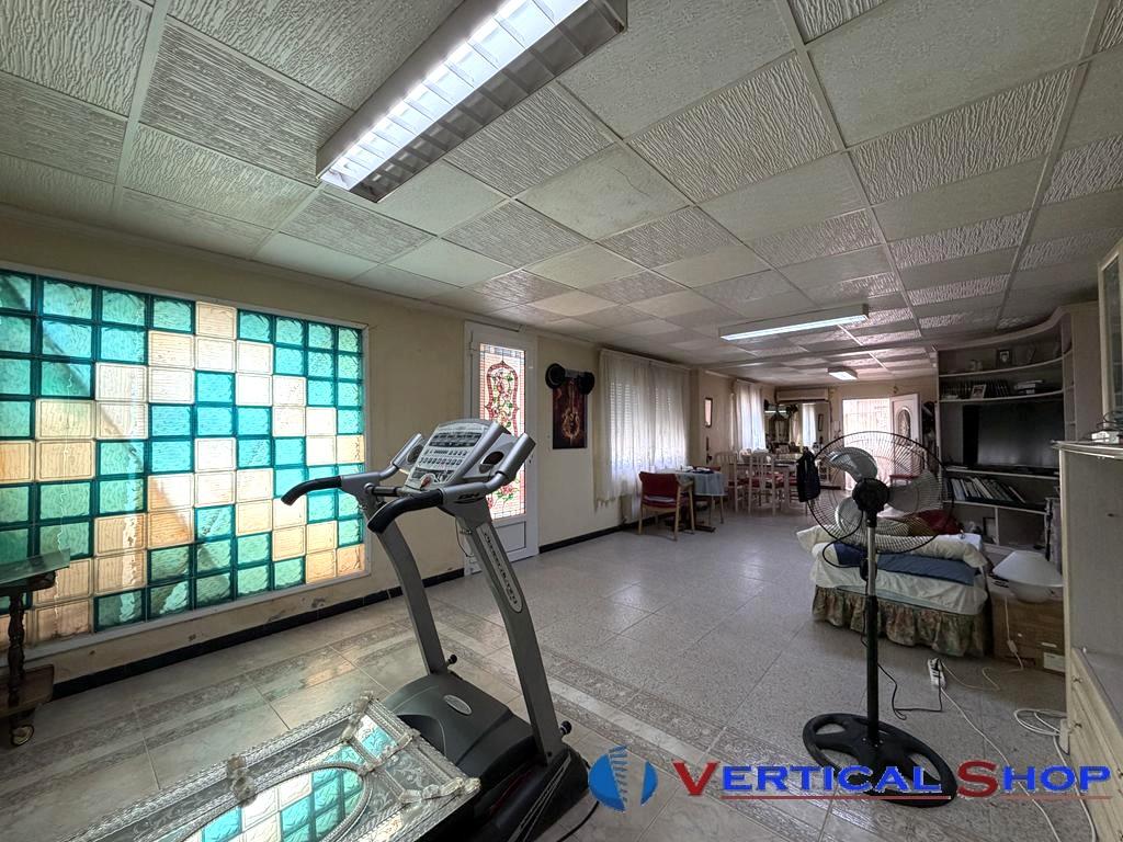 For sale of chalet in Villena