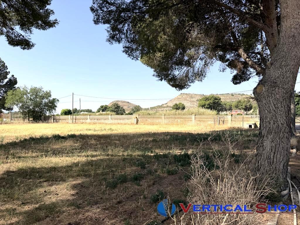 For sale of chalet in Villena