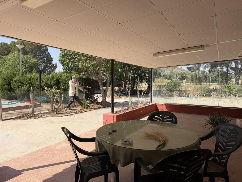 For sale of chalet in Villena