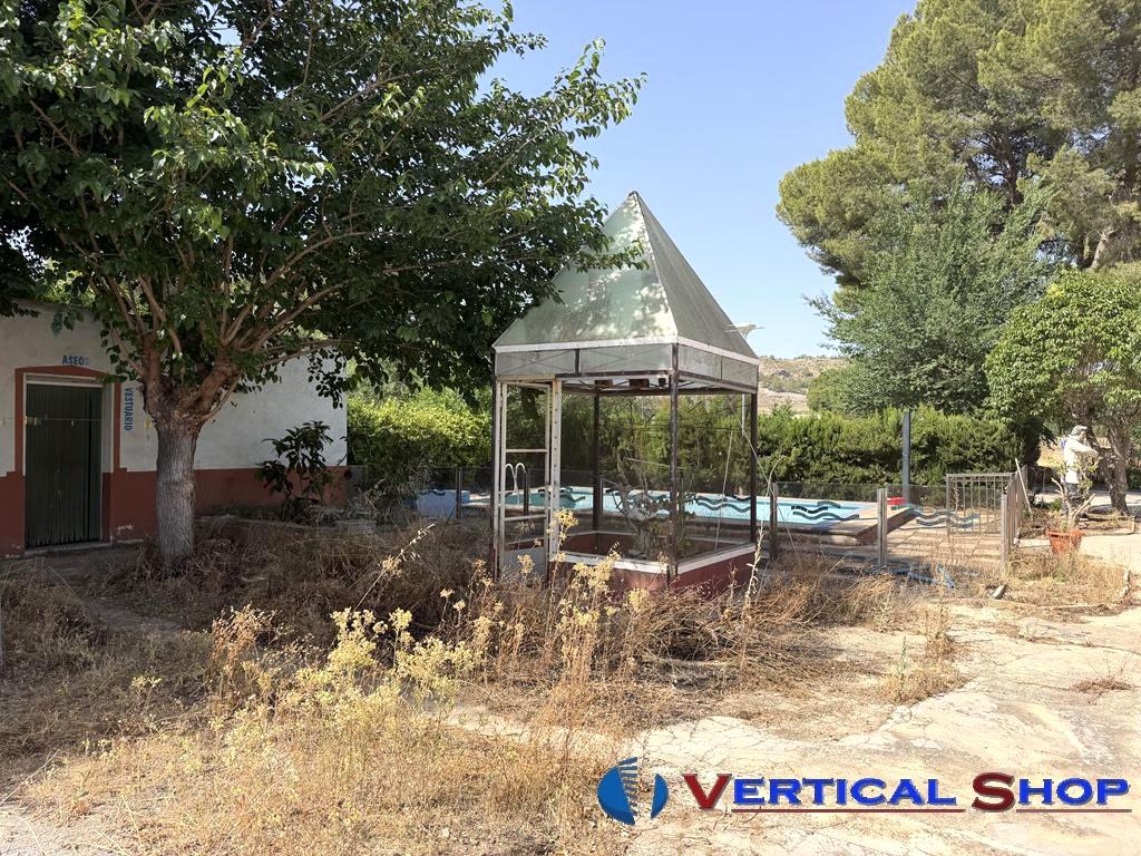 For sale of chalet in Villena