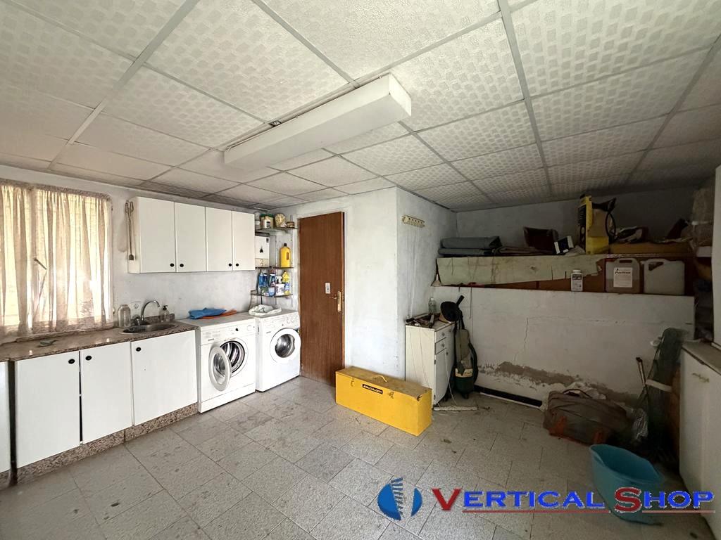 For sale of chalet in Villena