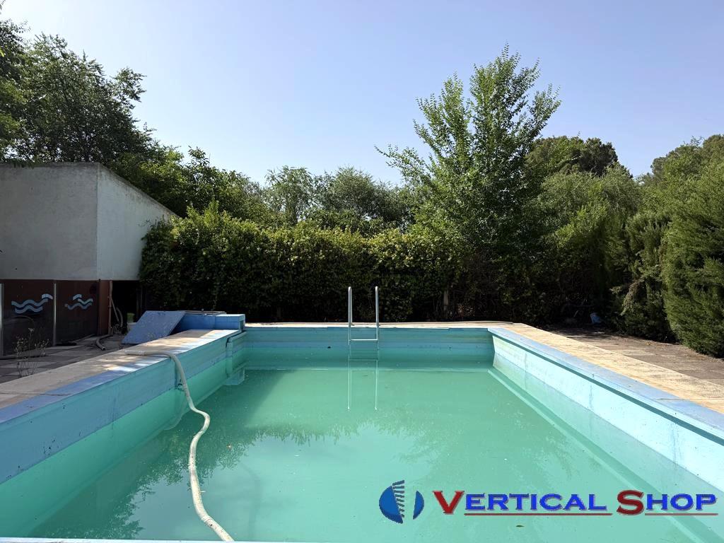 For sale of chalet in Villena