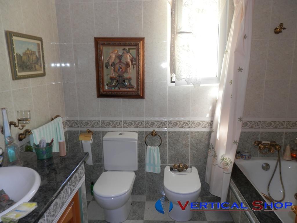 For sale of house in Caudete