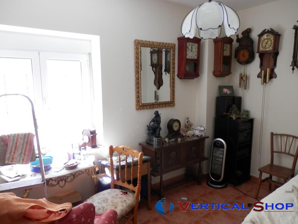 For sale of house in Caudete