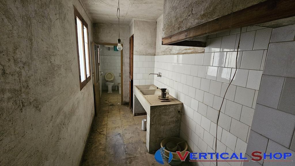 For sale of house in Caudete